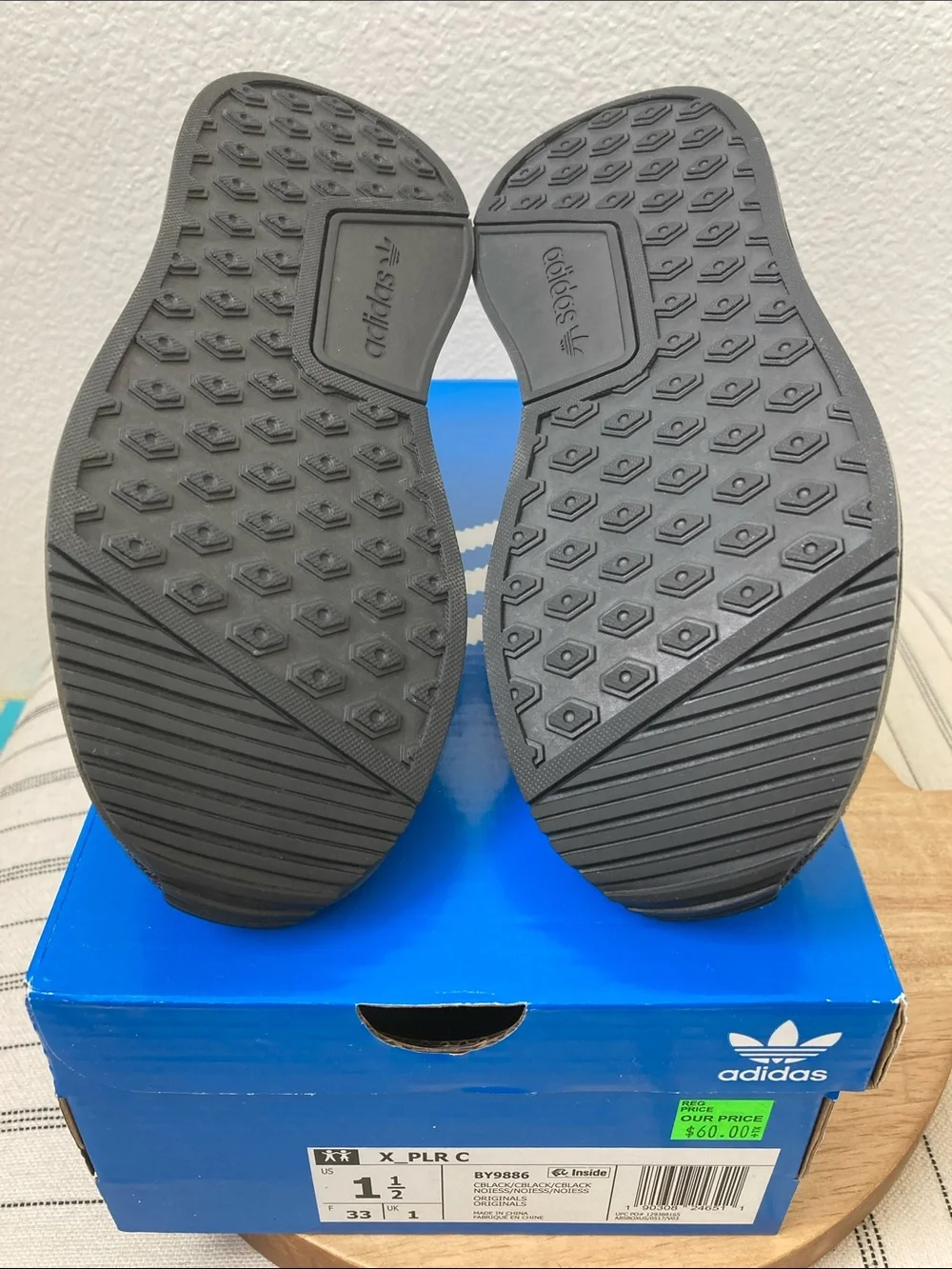 adidas all black